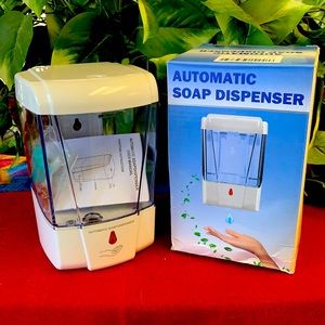 Automatic soap dispenser